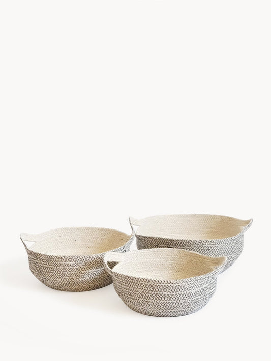 amari fruit bowl trio in black 